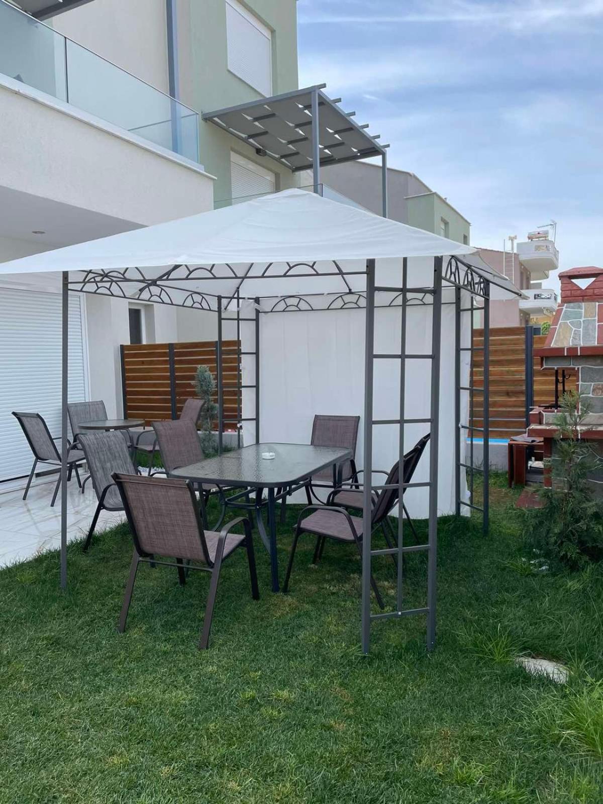 Chara'S House Apartamento Cavala Exterior foto